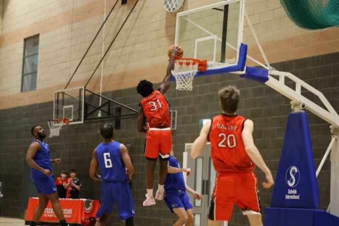 Manny kabengele dunk teesside v bristol flyers